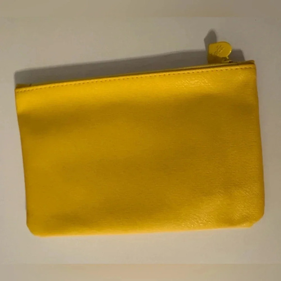 Ipsy - June 2018 - Yellow Stripe Bag - Picture 2 of 3